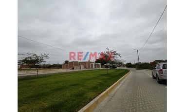 Se Vende Terreno En Urb Residencial Acacias De Miraflores - Castilla.ID:1115471