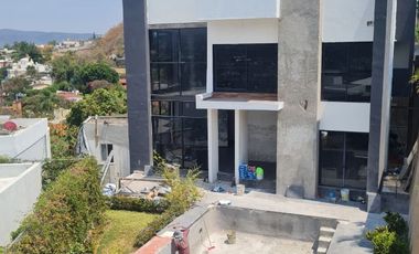 SE VENDE PRECIOSA CASA EN LOMAS DE CUERNAVACA