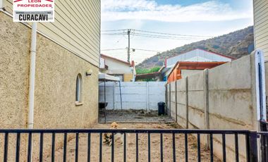 León Propiedades vende casa en condominio, Curacaví centro