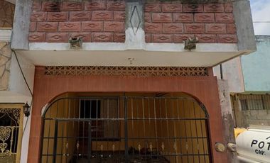 CASA EN COLONIA AMPLIACIÓN LUIS DONALDO COLOSIO, TÚXPAM, VERACRÚZ.