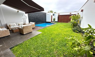 HERMOSA CASA, CON ESTRUCTURA DE LUJO ÁREA SOCIAL, PISCINA Y UN DEPARTAMENTO INDEPENDIENTE