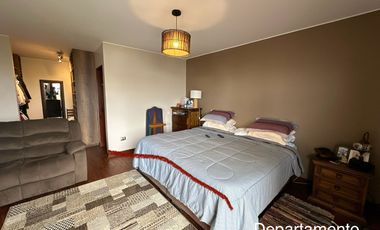 HERMOSA CASA, CON ESTRUCTURA DE LUJO ÁREA SOCIAL, PISCINA Y UN DEPARTAMENTO INDEPENDIENTE