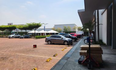 La Aurora, Renta de Local Comercial 225 mts2