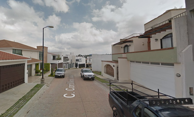 CASA EN RESIDENCIAL LAS CUMBRES, XALAPA-ENRIQUEZ, VERACRUZ.