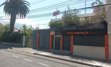 Venta de casa en la Avda. Atahualpa de la ciudad de Ibarra
