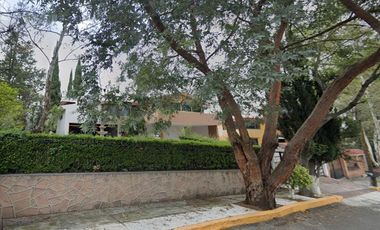 CASA EN COLONIA BOSQUES DEL LAGO, ESTADO DE MÉXICO.