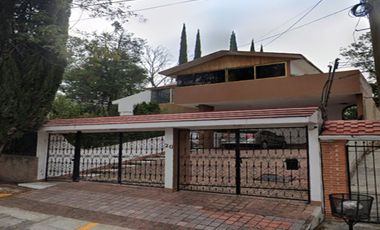 CASA EN COLONIA BOSQUES DEL LAGO, ESTADO DE MÉXICO.
