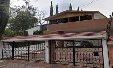 CASA EN COLONIA BOSQUES DEL LAGO, ESTADO DE MÉXICO.