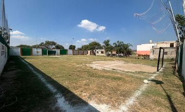 CASA EN VENTA CON TERRAZA, LOCALES, AREA VERDE Y RESTAURANTE, EL SALTO, JALISCO