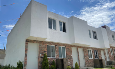 Excelente casa en Remante Bancario ¡¡¡Imagine duplicar su inversión a corto plazo!!!