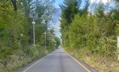 Extranjero por viaje vende Maravillosos Terrenos PUCON Condominio Calabozos El Claro