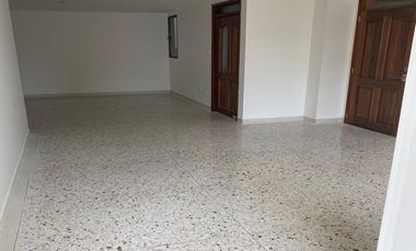 Apartamento en arriendo en Alto Prado.