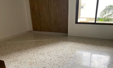 Apartamento en arriendo en Alto Prado.
