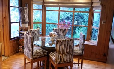 EXTRANJERO POR VIAJE VENDE CASA FRENTE A LAGUNA TORCA - MARAVILLOSO TERRENO