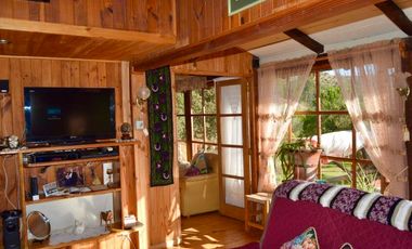 EXTRANJERO POR VIAJE VENDE CASA FRENTE A LAGUNA TORCA - MARAVILLOSO TERRENO