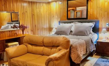 EXTRANJERO POR VIAJE VENDE CASA FRENTE A LAGUNA TORCA - MARAVILLOSO TERRENO