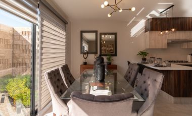 CASA VENTA, CONDOMINIO CON AMENIDADES, C: 151.99 M2 T: 127.40 M2, 3 REC. 2.5 BAÑOS.