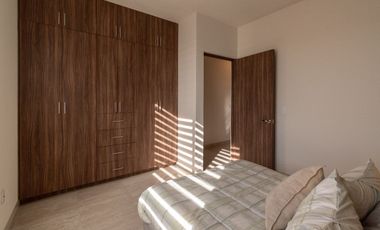 CASA VENTA, CONDOMINIO CON AMENIDADES, C: 151.99 M2 T: 127.40 M2, 3 REC. 2.5 BAÑOS.