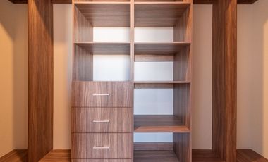 CASA VENTA, CONDOMINIO CON AMENIDADES, C: 151.99 M2 T: 127.40 M2, 3 REC. 2.5 BAÑOS.