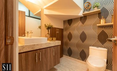 CASA VENTA, CONDOMINIO CON AMENIDADES, C: 132.75 M2 T: 119.40 M2, 3 REC. 2.5 BAÑOS.