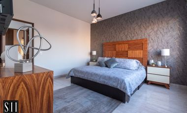 CASA VENTA, CONDOMINIO CON AMENIDADES, C: 171 M2 T: 127.40 M2, 3 REC. 2.5 BAÑOS.