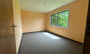 Se Vende Amplia Propiedad Habitacional / Comercial  en Avenida principal de Paillaco, Región de Los Ríos.
