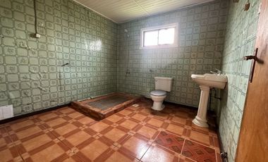 Se Vende Amplia Propiedad Habitacional / Comercial  en Avenida principal de Paillaco, Región de Los Ríos.