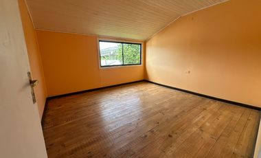 Se Vende Amplia Propiedad Habitacional / Comercial  en Avenida principal de Paillaco, Región de Los Ríos.