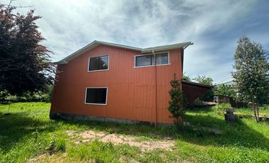 Se Vende Amplia Propiedad Habitacional / Comercial  en Avenida principal de Paillaco, Región de Los Ríos.