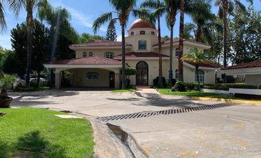 RESIDENCIA EN VENTA EN SANTA ANITA CAMPO DE GOLF 1ra. SECCION