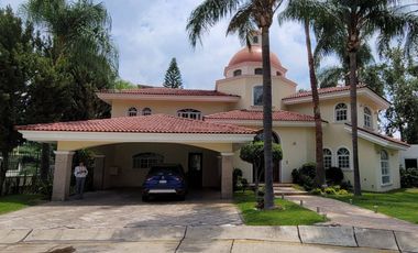 RESIDENCIA EN VENTA EN SANTA ANITA CAMPO DE GOLF 1ra. SECCION
