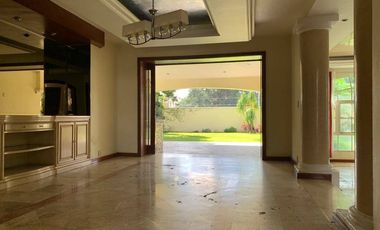 RESIDENCIA EN VENTA EN SANTA ANITA CAMPO DE GOLF 1ra. SECCION