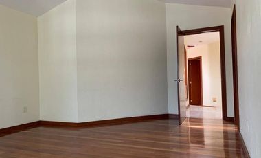RESIDENCIA EN VENTA EN SANTA ANITA CAMPO DE GOLF 1ra. SECCION