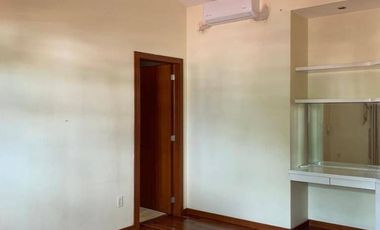 RESIDENCIA EN VENTA EN SANTA ANITA CAMPO DE GOLF 1ra. SECCION