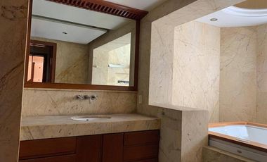 RESIDENCIA EN VENTA EN SANTA ANITA CAMPO DE GOLF 1ra. SECCION