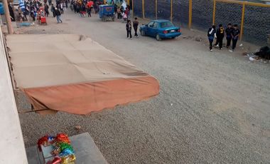 vendo terreno con casa comercial de 200 m2 con titulo en zapallal