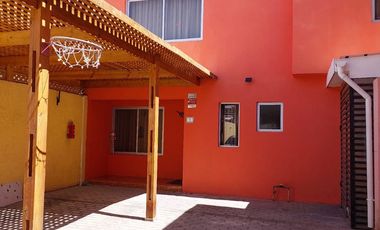 HERMOSA CASA EN CONDOMINIO DE CALAMA