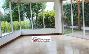 Espectacular Casa de Venta, doble seguridad en conjunto de 4 casas. LA VIÑA-TUMBACO