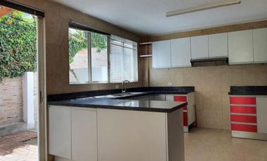 Espectacular Casa de Venta, doble seguridad en conjunto de 4 casas. LA VIÑA-TUMBACO