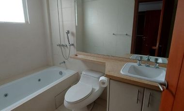 Espectacular Casa de Venta, doble seguridad en conjunto de 4 casas. LA VIÑA-TUMBACO