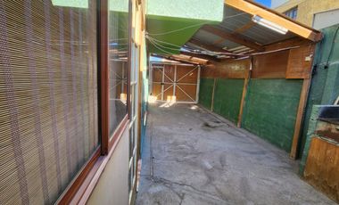 CASA AMPLIA EN CONDOMINIO EL ALTO