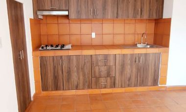CASA EN VENTA EN CONDOMINIO, EN EL CENTRO DE TLAYACAPAN, MORELOS
