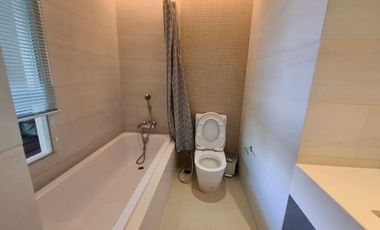 Marina Bay Front Condo for Sale