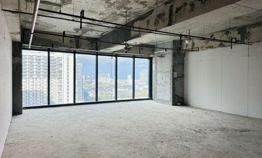 Park Triangle Corporate Plaza - office space for sale