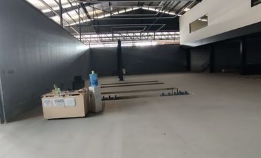 Warehouse with Commercial Showroom for Sale Along West Service Road Muntinlupa