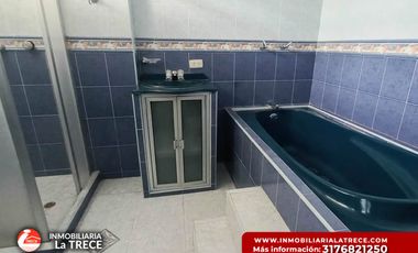 Se vende casa 2 pisos con terraza y lote en Buga-valle, Barrio El Albergue