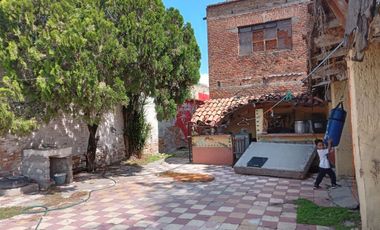 TERRENO EN  EL CENTRO DE TLAQUEPAQUE