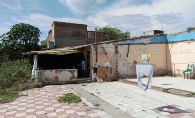 TERRENO EN  EL CENTRO DE TLAQUEPAQUE