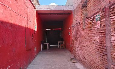 TERRENO EN  EL CENTRO DE TLAQUEPAQUE