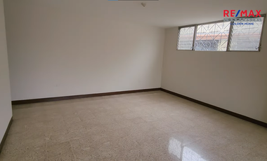 Venta de Condominio Sur de Guayaquil Barrio Centenario Av. Rosa Borja